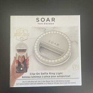SOAR Clip-On Selfie Ring Light